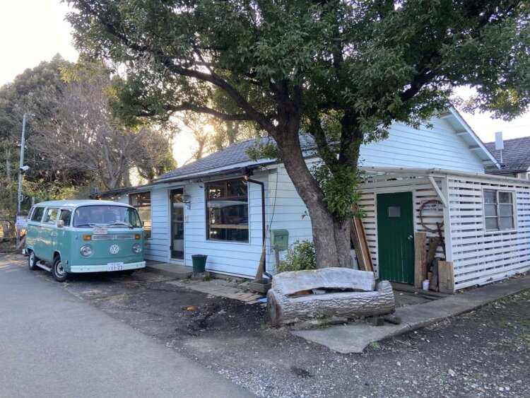 『Mellow Food Cafe』。