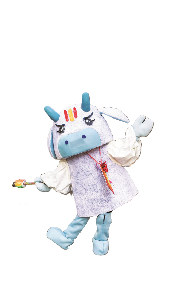 ゆるキャラ「にじもっち」の登場やグッズの頒布は祭りやイベントの時のみだが、東海道沿いの唐子車山車庫横にある中町年行司が開いていれば手に入る。「願いが叶うように頭をなでなでするヨ」。