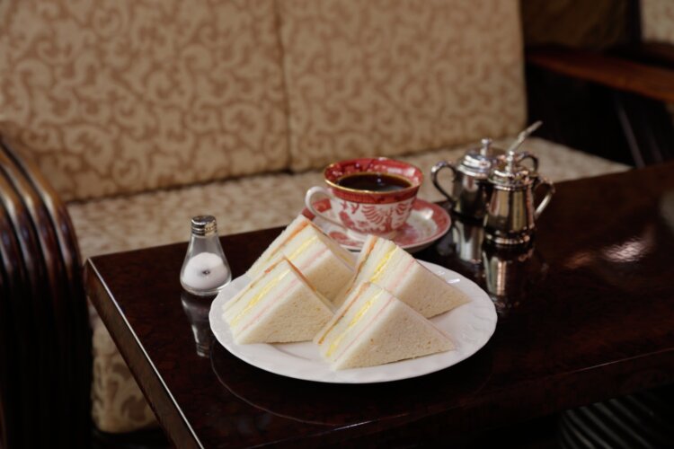 ミックスサンドセット1650円。