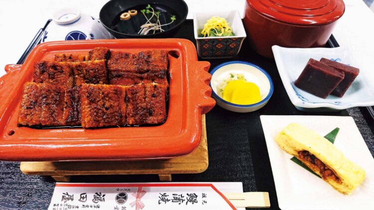 特上うなぎ定食5490円は、う巻きやうざくも付く。