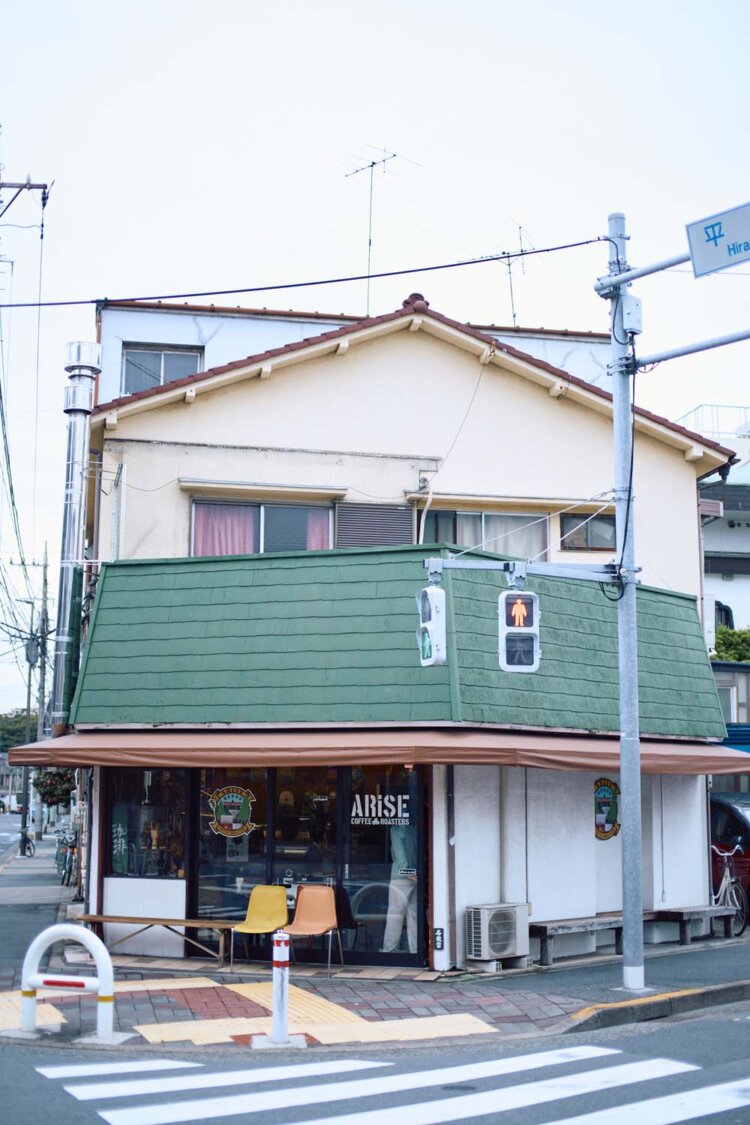 【散歩の達人】ARiSE COFFEE ROASTERS外観