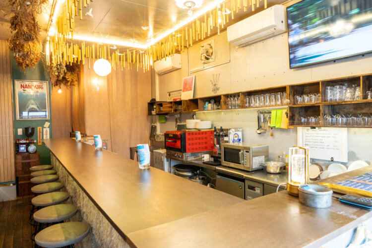 店舗の内装設計もYoさんが自分で手がけた。