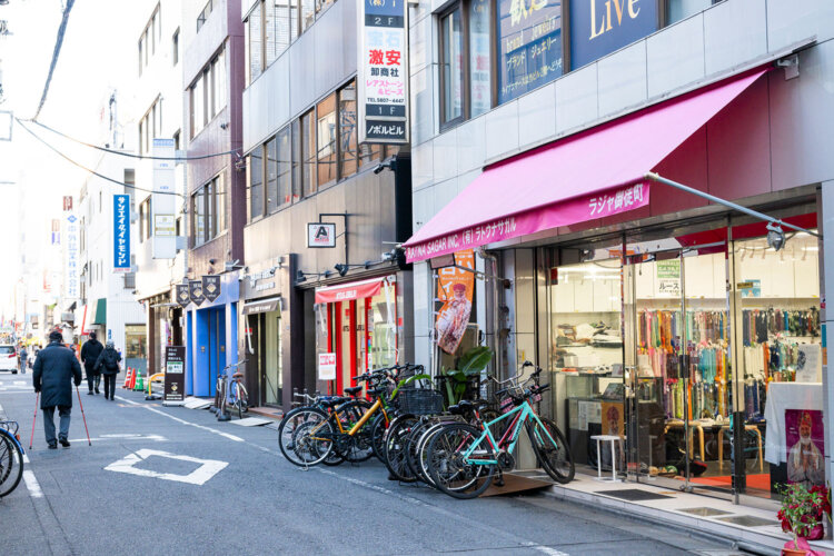 _IZM9516インド御徒町