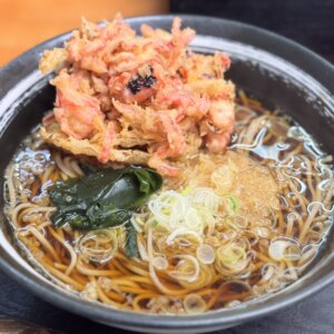 篠崎『蕎麦食堂 つぐみ』はスパイスを使った変わり種そばも。手間を惜しまない丁寧な作りがうれしい名店