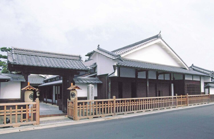 当主は材木商も営み「木屋本陣」と呼ばれた。