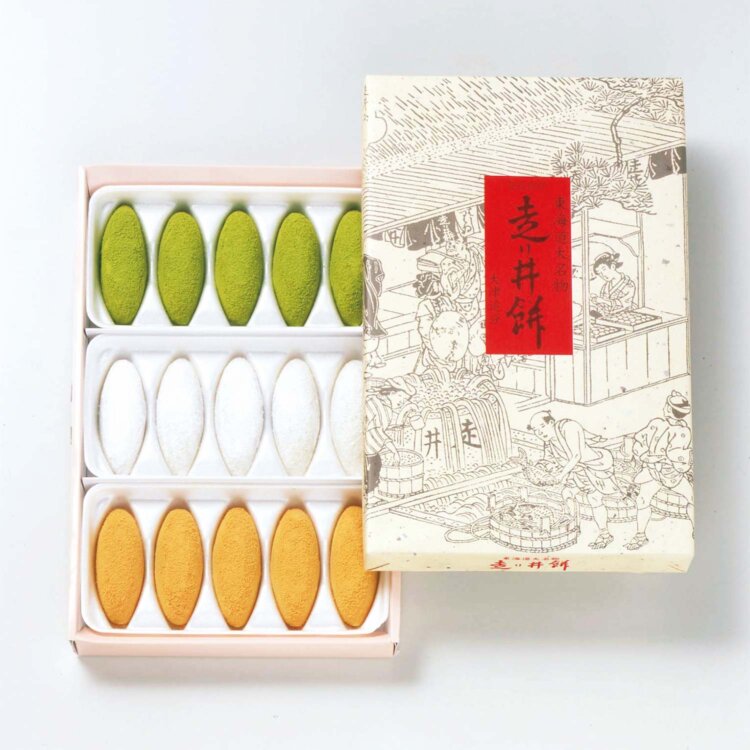 3種類そろう15個入りはお土産にも！ 走り井餅15個入り1782円。スタンダードの白餅のほか、ほろ苦い抹茶味、風味豊かなきな粉味などもある。