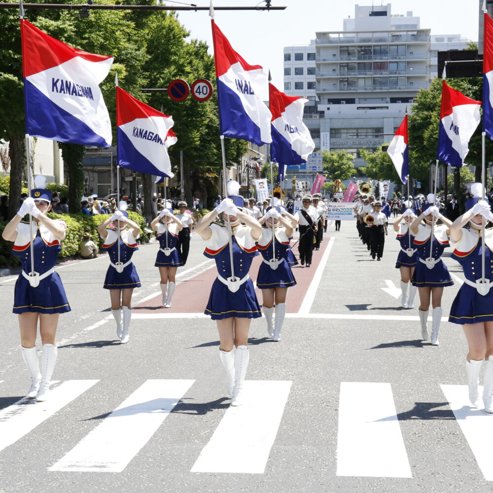 ゴールデンウイークの横浜をにぎやかに彩る「第74回ザよこはまパレード（国際仮装行列）」が山下公園およびその周辺で5月3日に開催