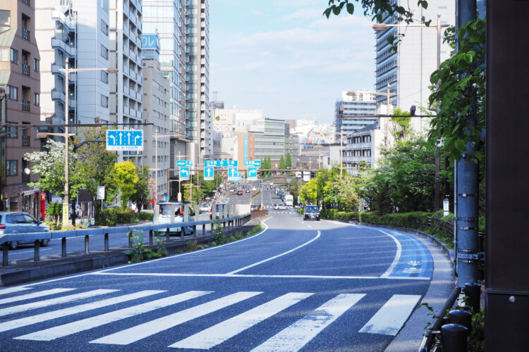 東京街角クイズ 並木道（街路樹）