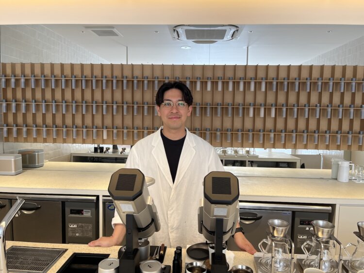 「肥料の高騰や担い手不足など、世界のコーヒー農家が抱える問題は、日本の農業ともどこか重なる部分があります」と話す関口さん。