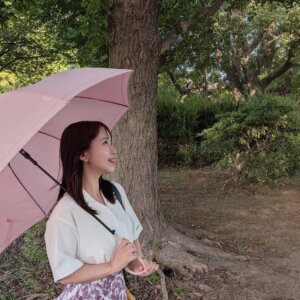 雨が降る前のにおいの正体は？雨降り散歩は「自然科学の宝庫」