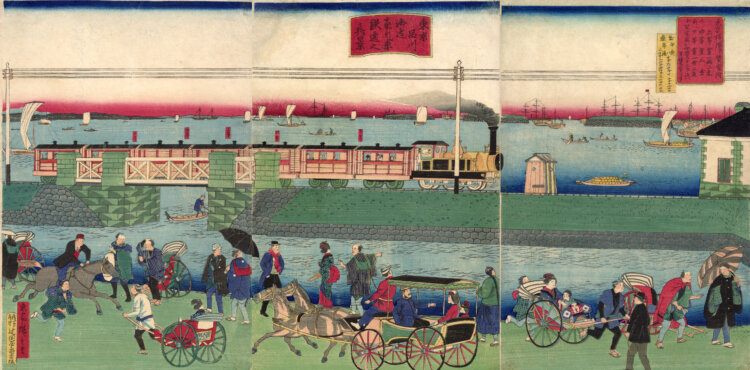 開業当初、明治5～6年ごろの高輪築堤を描いた錦絵。現在の品川駅付近。和装と洋装、人力車と馬が混在している。歌川広重（三代）「東京品川海辺蒸気車鉄道之真景」。所蔵＝『港区立郷土歴史館』。