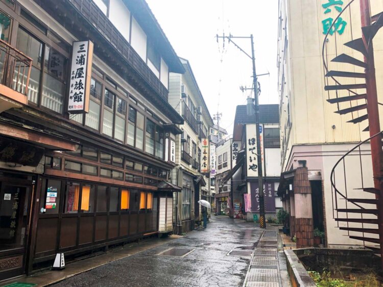 肘折温泉1