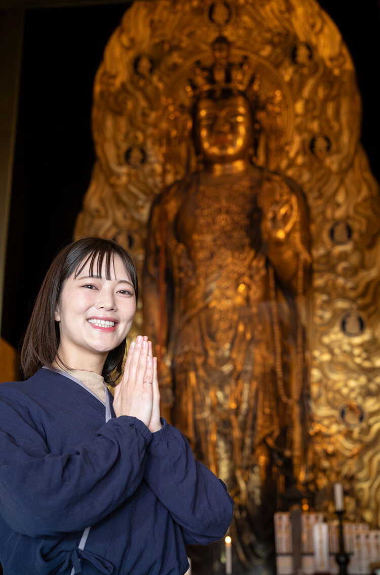鎌倉 長谷寺の本尊、「十一面観音菩薩立像」。