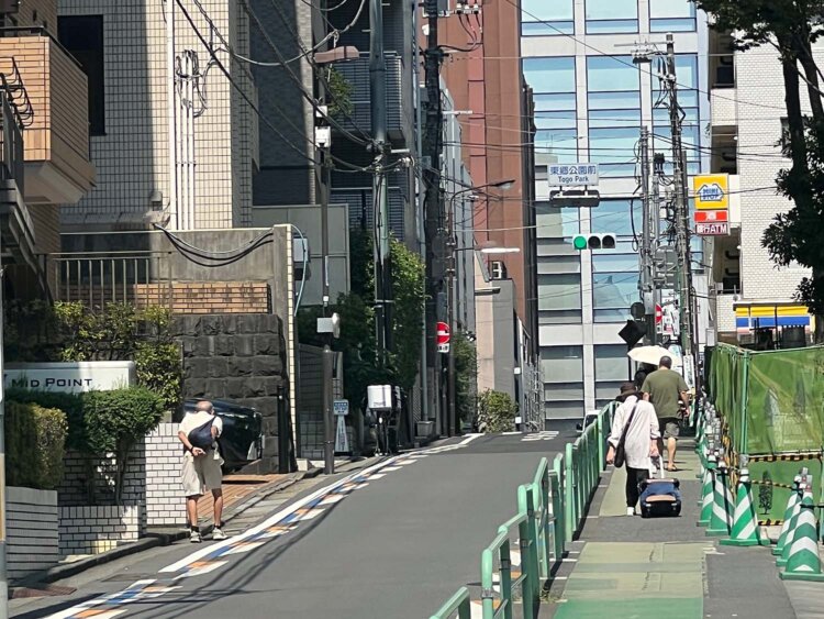 桜井女学校のあった東郷坂。