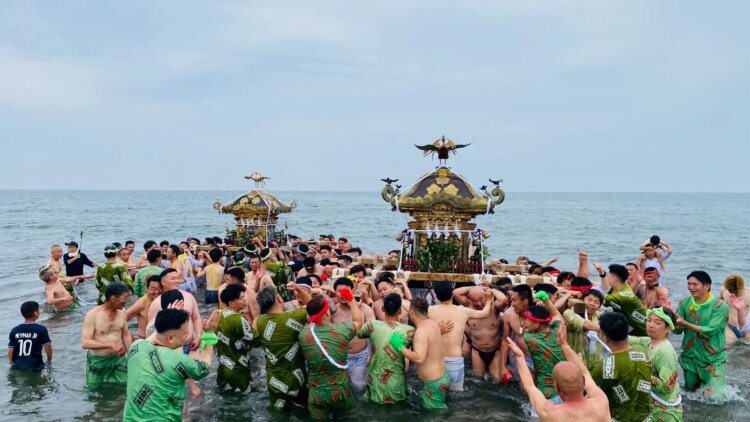 勇壮な神輿の海上渡御も！鎌倉で「五所神社例大祭」が6月13・14日に開催