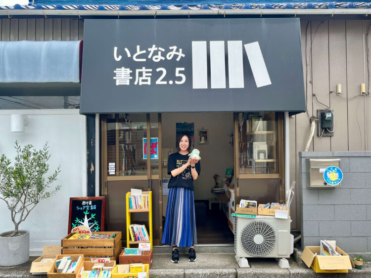 店主の中村さん。シェア型書店という形態については「気づいたら知っていた」。