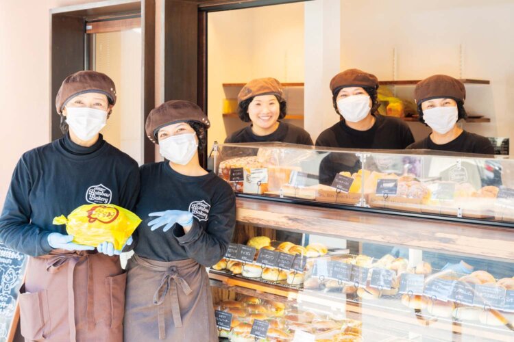 スタッフの推しは、フレッシュなバナナをたっぷり使った「幸せのバナナパン」。