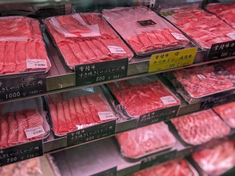 とろけるような食感が話題の新ブランド「常陸牛 煌」が店頭に並ぶことも。SNSで販売日をチェック。