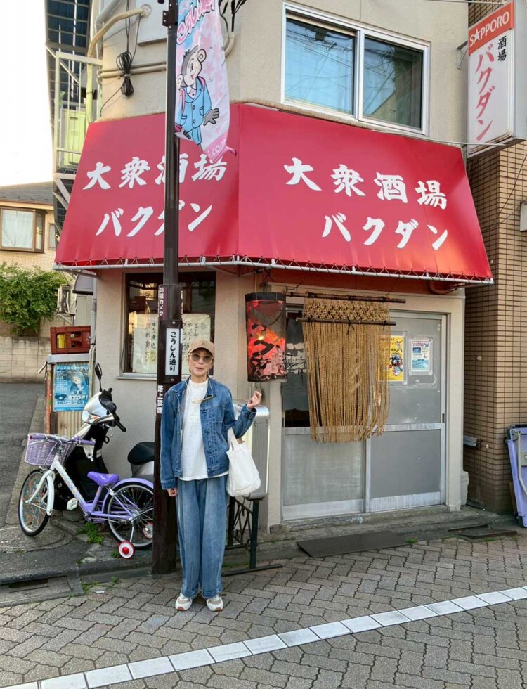バクダン／昔ながらの庶民的な雰囲気漂う居酒屋。16:30～21:00、火休。杉並区高円寺北3-44-24　☎03-3338-2054