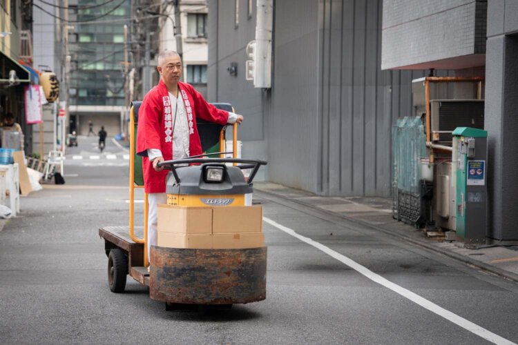 今は見かけなくなったターレ。今は祭りの時に出動する。