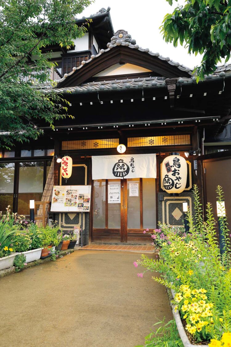 酒巻さんの実家である築50年ほどの古民家の一部を店舗に。