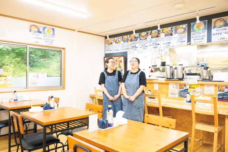 はるかさん（左）と梨奈さんの息もぴったり。