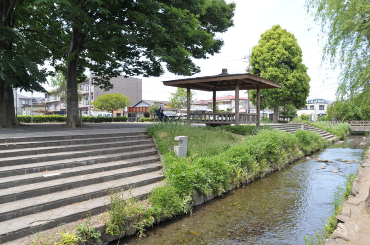 矢川いこいの広場