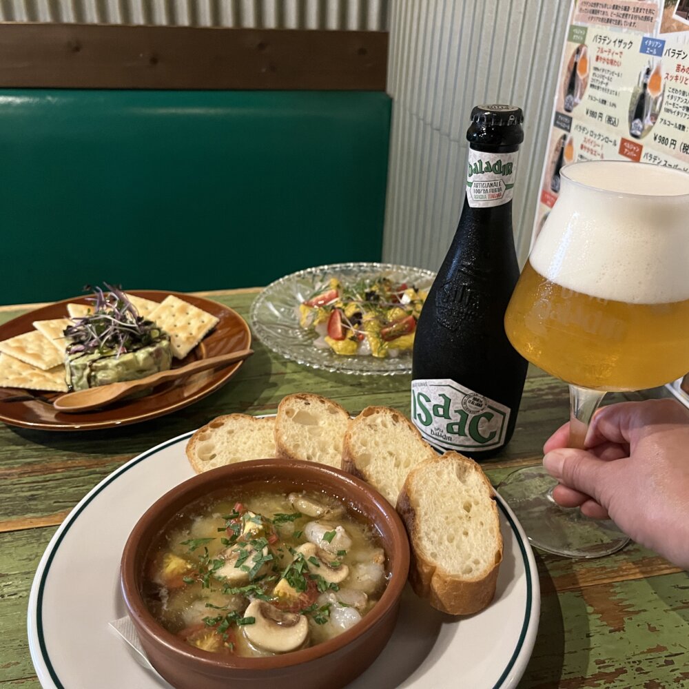 柏『洋風酒場 CENTRAL PARK』はナポリタンも鮮魚も本気。居心地の良い店内でゆっくり飲みたい夜