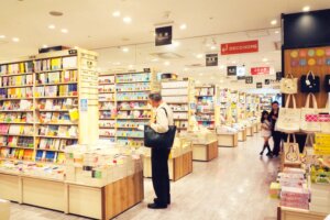 ブックファースト中野店
