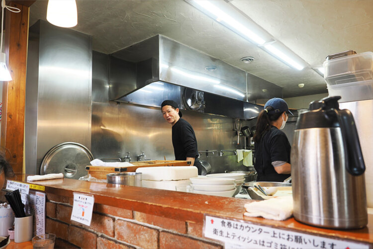 お母さんがよくしゃべってくれたけど写真はお父さんだけOKでした。