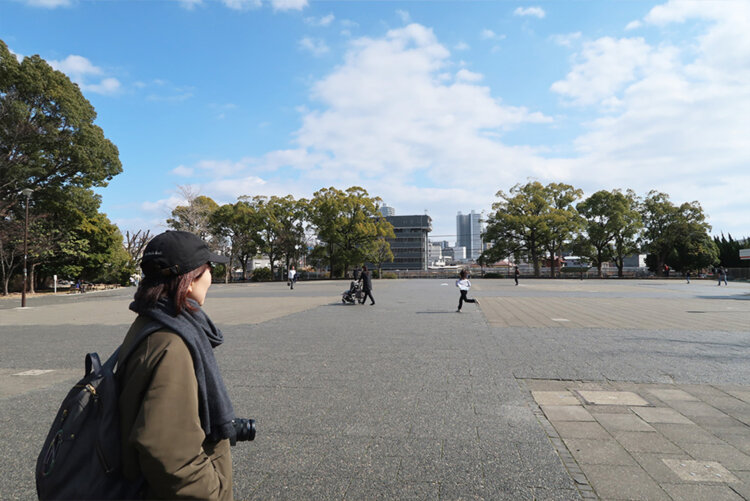 奥のほうにはサックスを吹いている男性もいた。なんと平和な光景だろう。