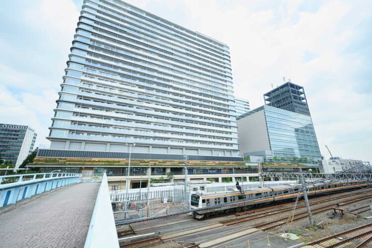中野駅北側でパークシティ中野が街開き。