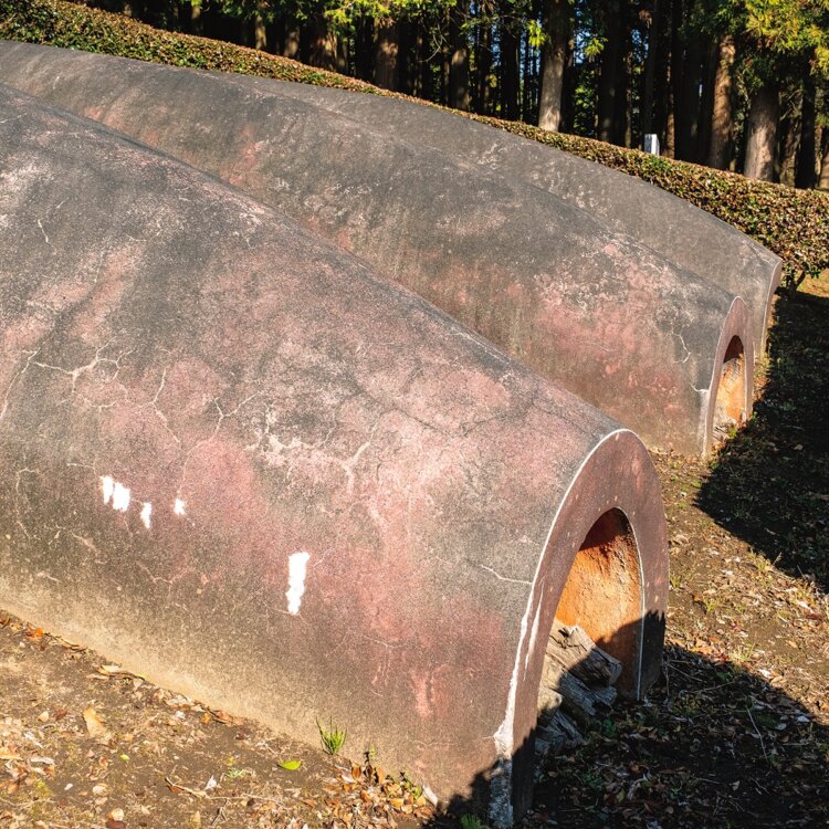 発掘調査に基づいて復元された、埴輪を焼いた登り窯。