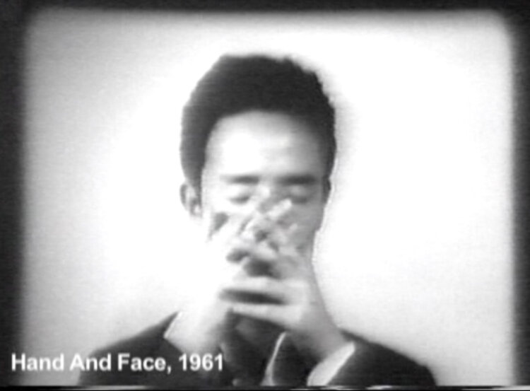 手と顔 1961年 白黒 1分44秒