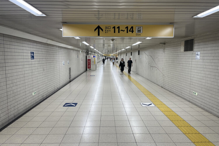 東京街角クイズ 地下