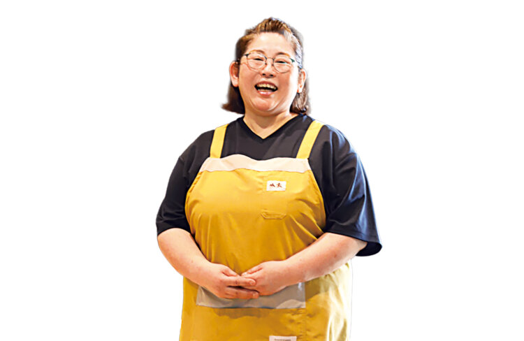 女将の星 千佳子さん。「夜は宿泊客をメインとしたBAR（要予約）としても営業します！」