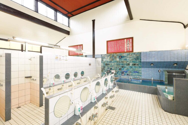 湯温は入りやすい41℃。ゆっくり温まって。