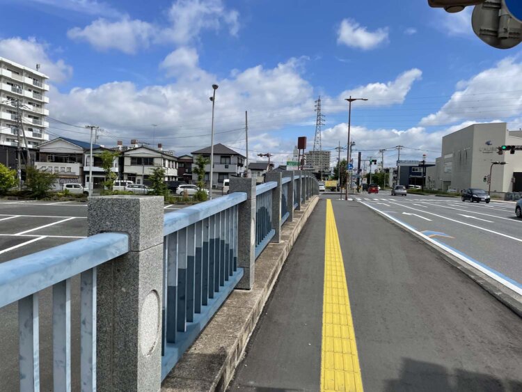 港橋。