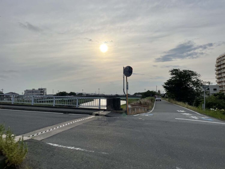 銭亀橋と桜川。