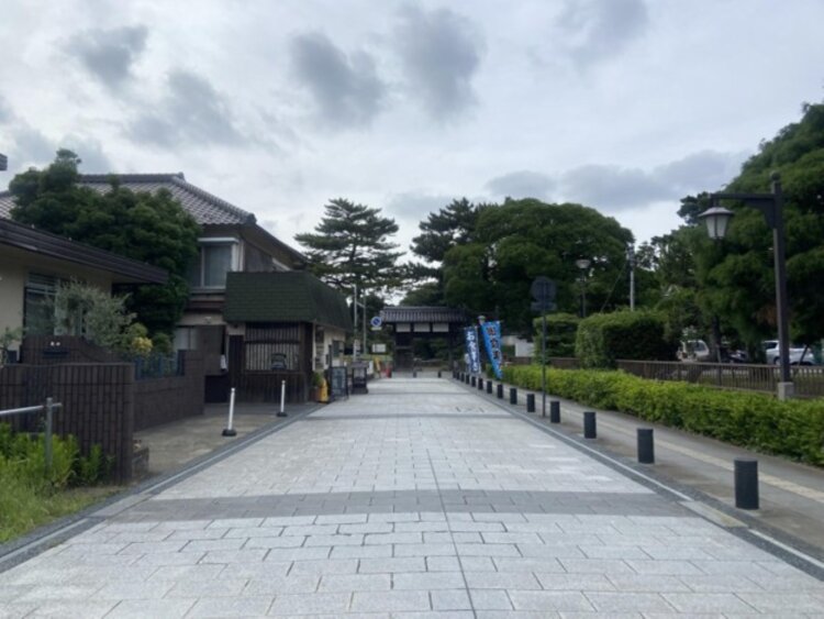 土浦城旧前川口門の方から亀城公園へ向かう。