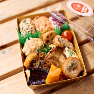 散歩の達人スペシャルメニュー第9弾！北千住『生鮮市場 ヤオシチ』のお散歩弁当【創刊30周年記念】