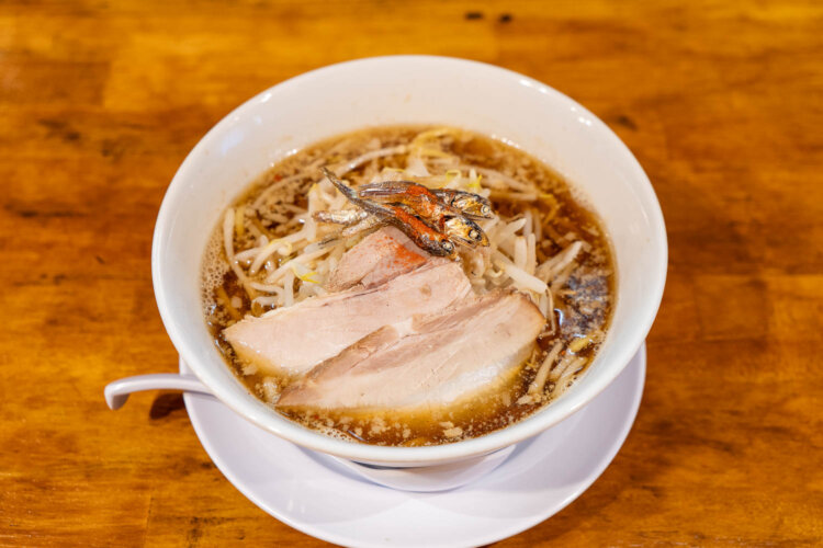 煮干しラーメン950円。