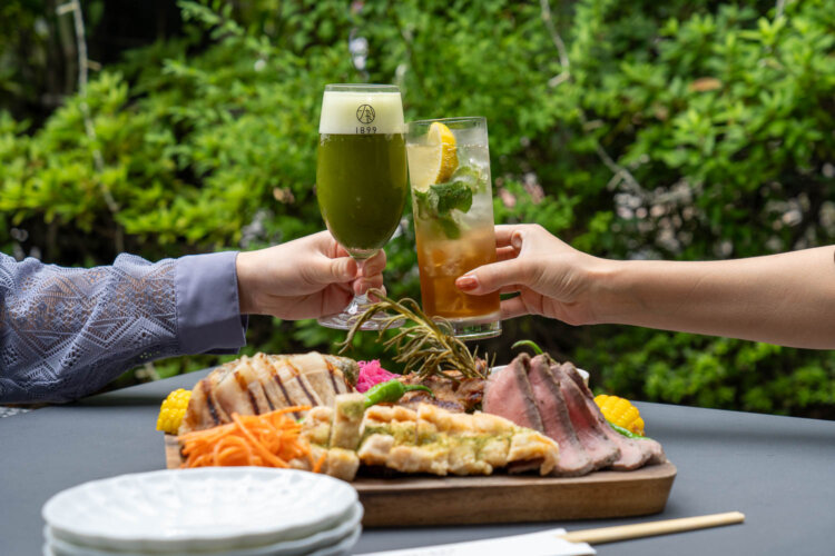 夏の終わりにお茶づくしで乾杯！ 『レストラン1899お茶の水』で「抹茶ビアガーデン」が10月末まで開催中