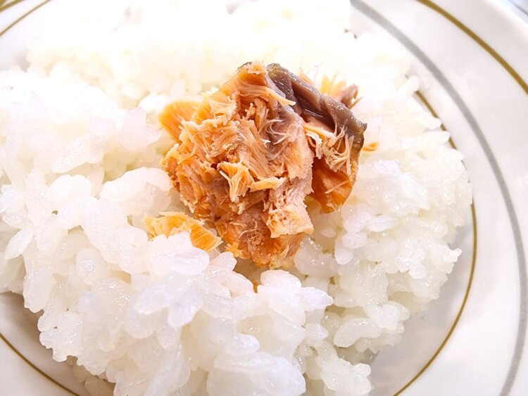 甘口のサケ。ほどよい塩加減でご飯がすすむ！