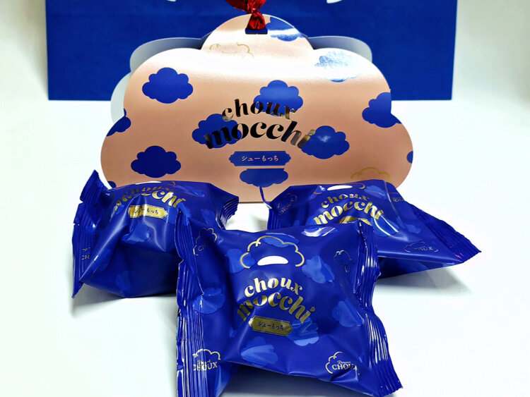 シューもっち（3個入り）890円。