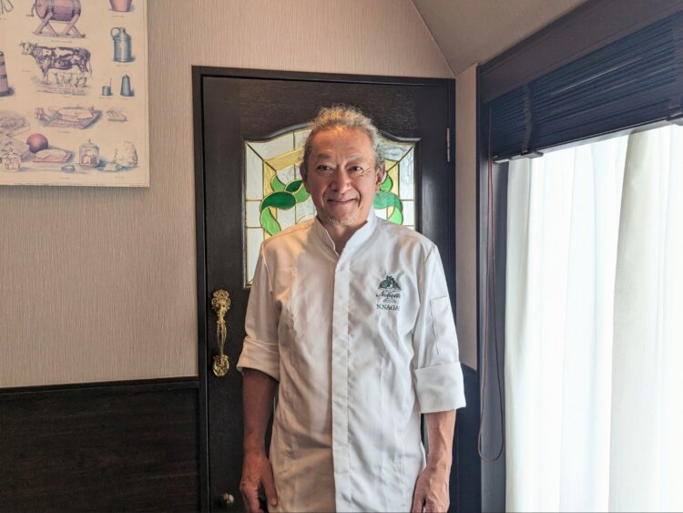 オーナーシェフの永井さんは世田谷区出身。地元の近くに店を出したくて下高井戸を選んだ。