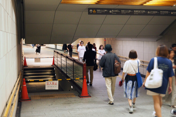 腰洗い槽。自ら好んで消毒する人は果たしていたのだろうか。