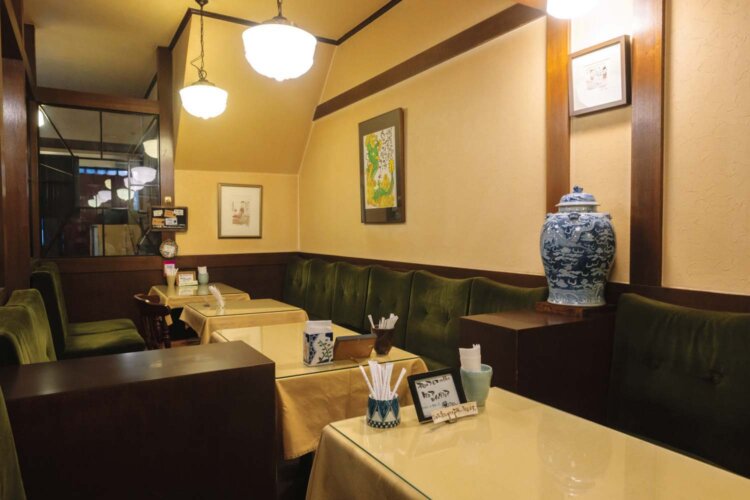 店内で開く落語会には、近隣に住む二ツ目を招く。2026年10月にも開催予定。