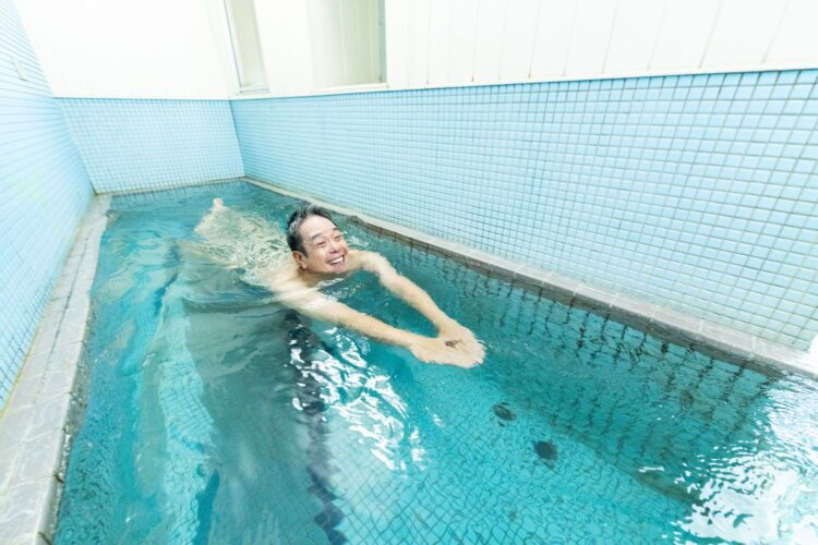水風呂代わりのプール。