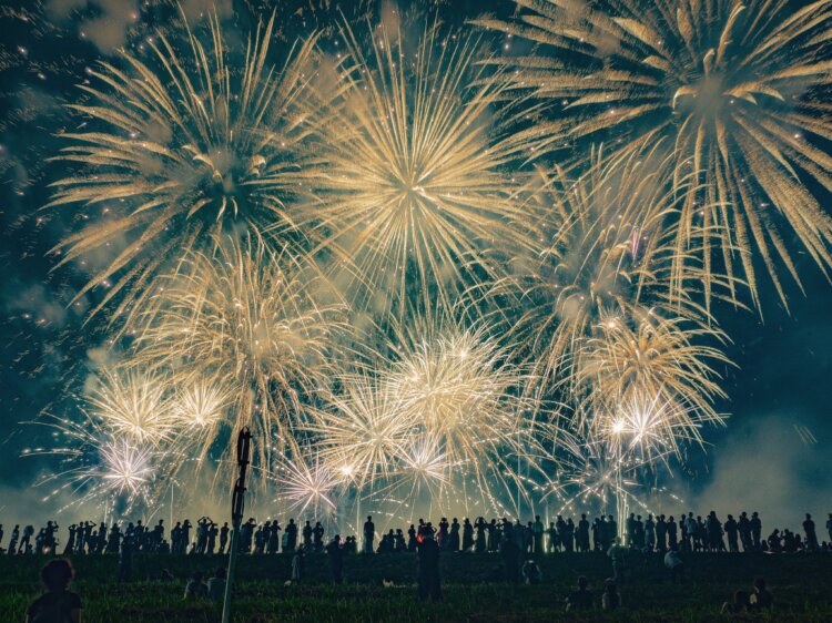 秋の夜空を彩る！ 2026年10月の東京近郊のおすすめ花火大会6選